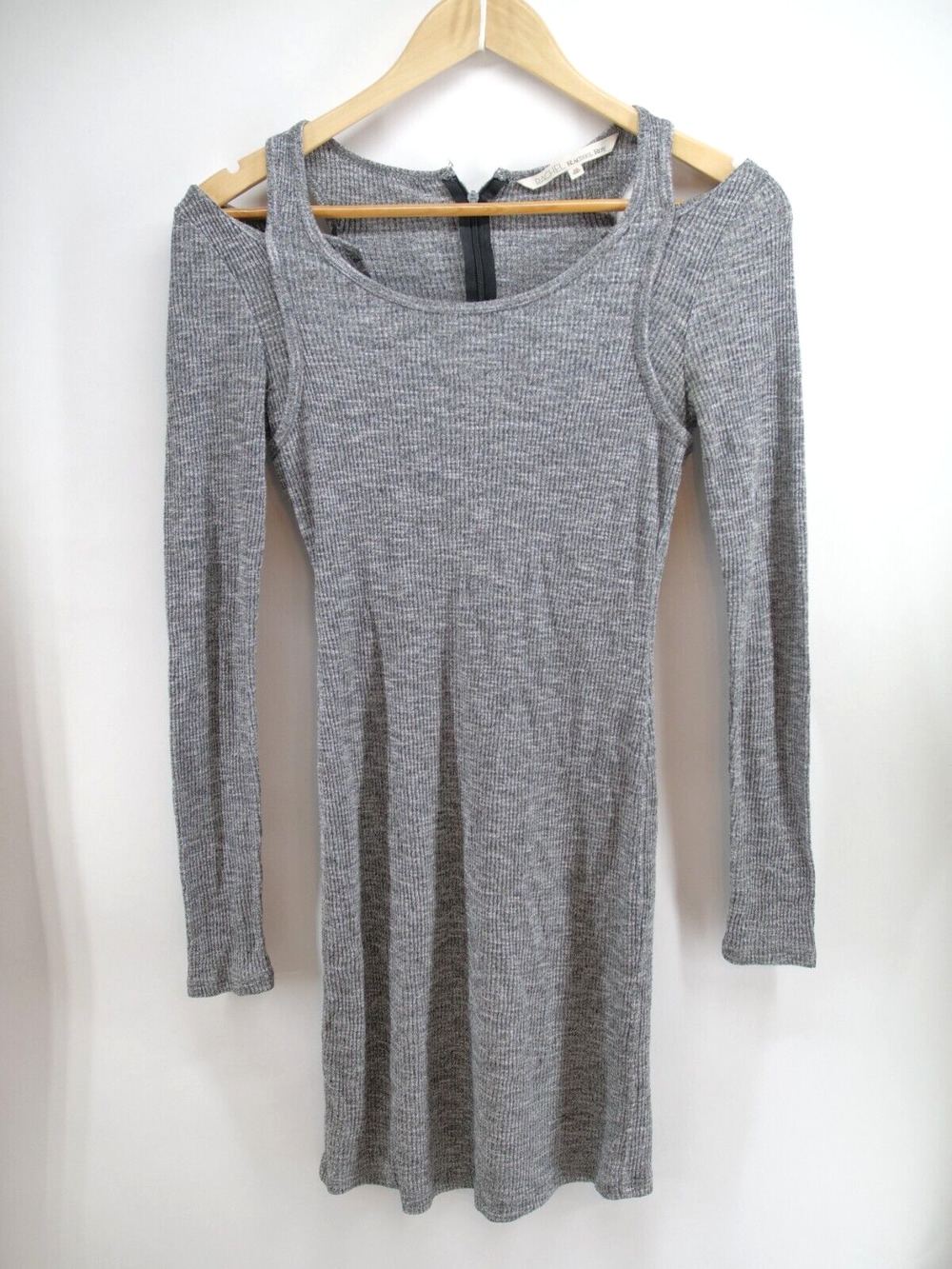 Rachel Roy Size XS Womens Cold Shoulder Cut out Long sleeve gray dress